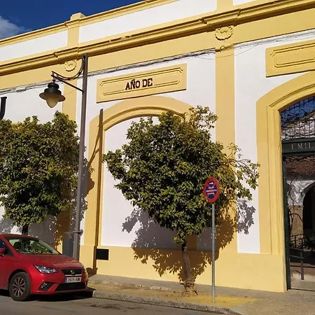 Sherryflat Teatro Jerez de la Frontera Exterior foto